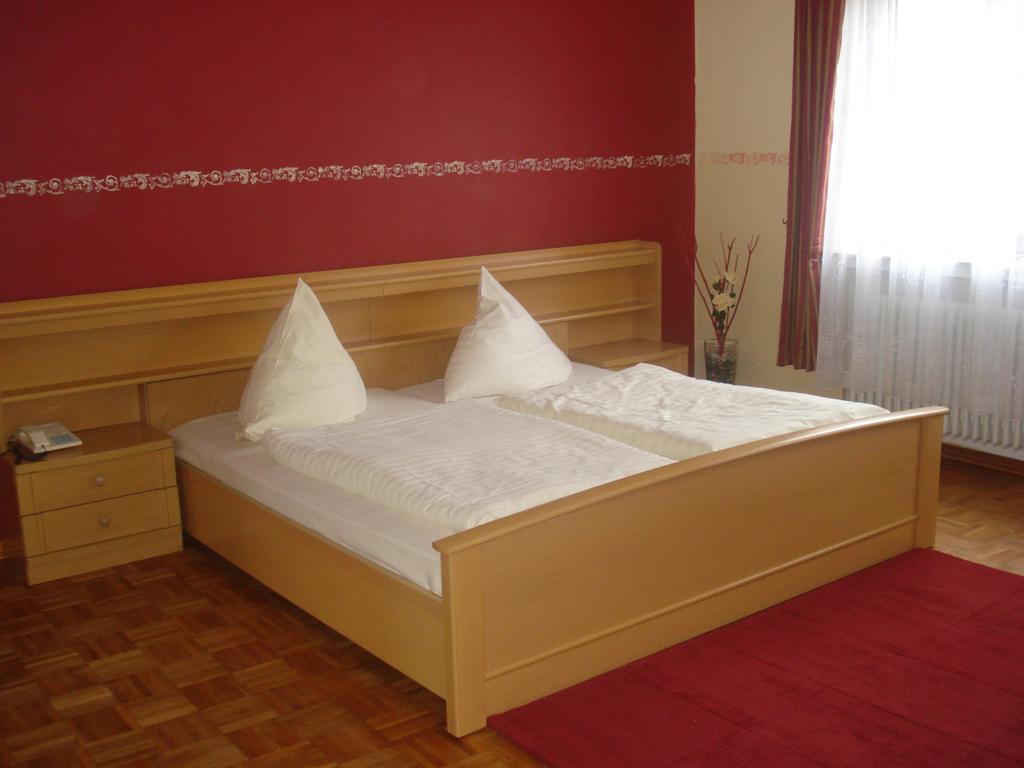Traditionsgasthof Zum Luedertal Bimbach Ngoại thất bức ảnh